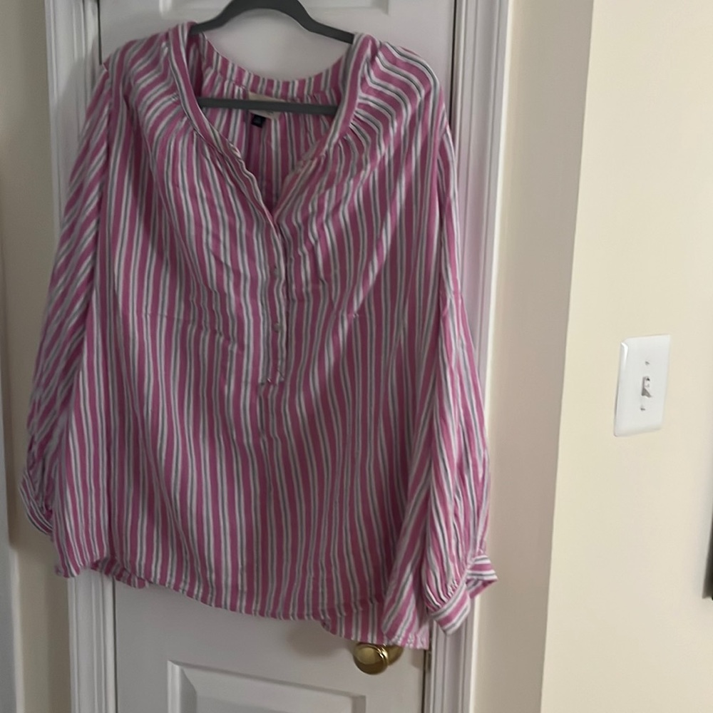 Long sleeve striped shirt